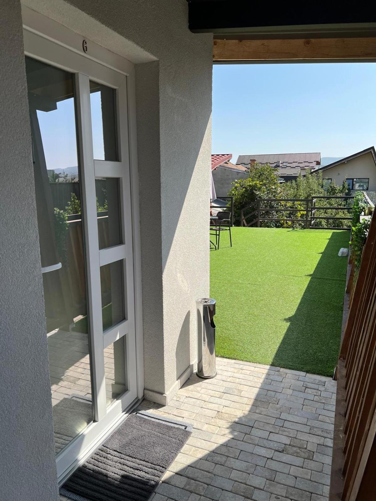 Luxus Cluj Airport Apartments Exterior foto