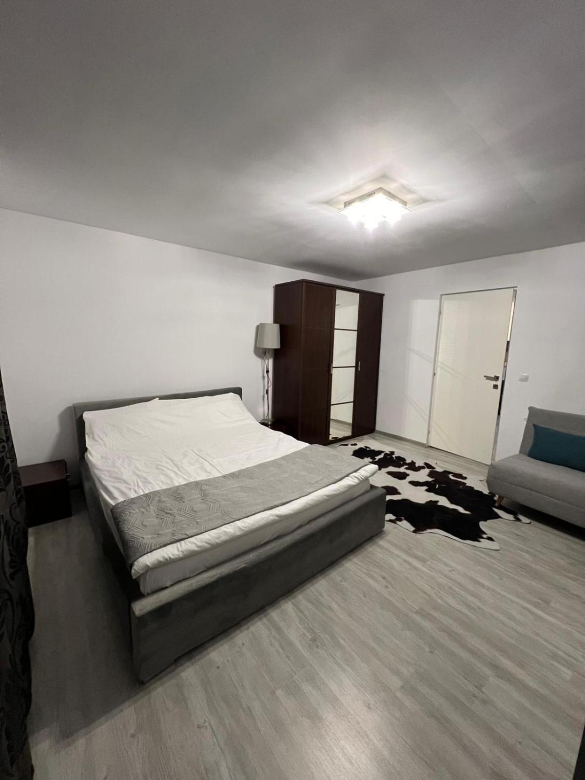 Luxus Cluj Airport Apartments Exterior foto