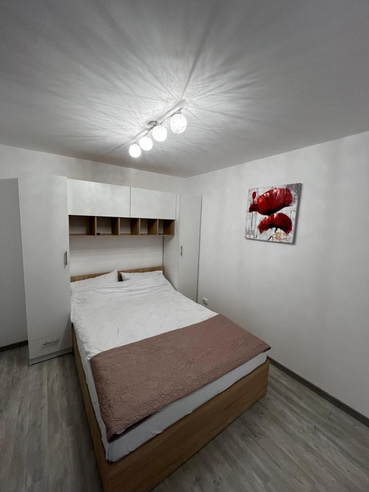 Luxus Cluj Airport Apartments Exterior foto