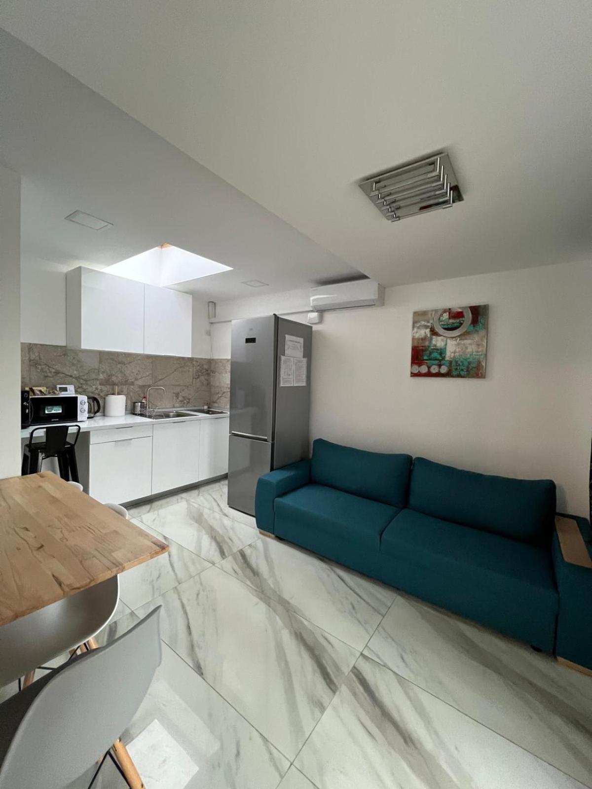 Luxus Cluj Airport Apartments Exterior foto